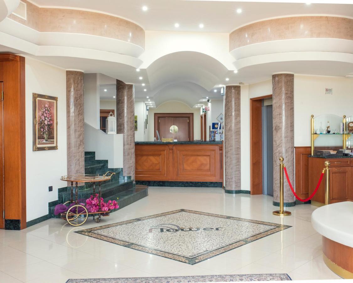 Hotel - Motel Flower Gropello Cairoli Exterior photo